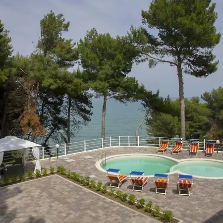 Aparthotel La Caletta